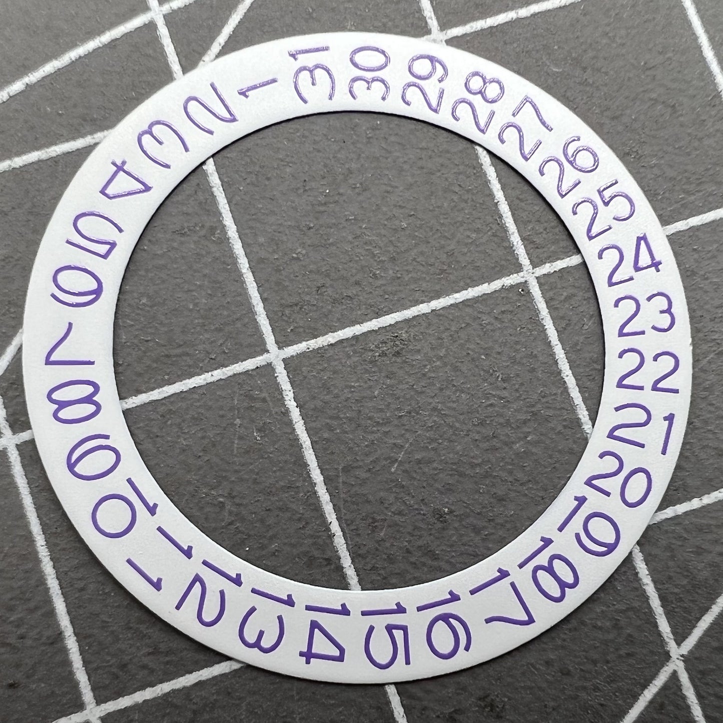White Background Light Purple Character Disk Date Wheel for Miyota NH35 NH36