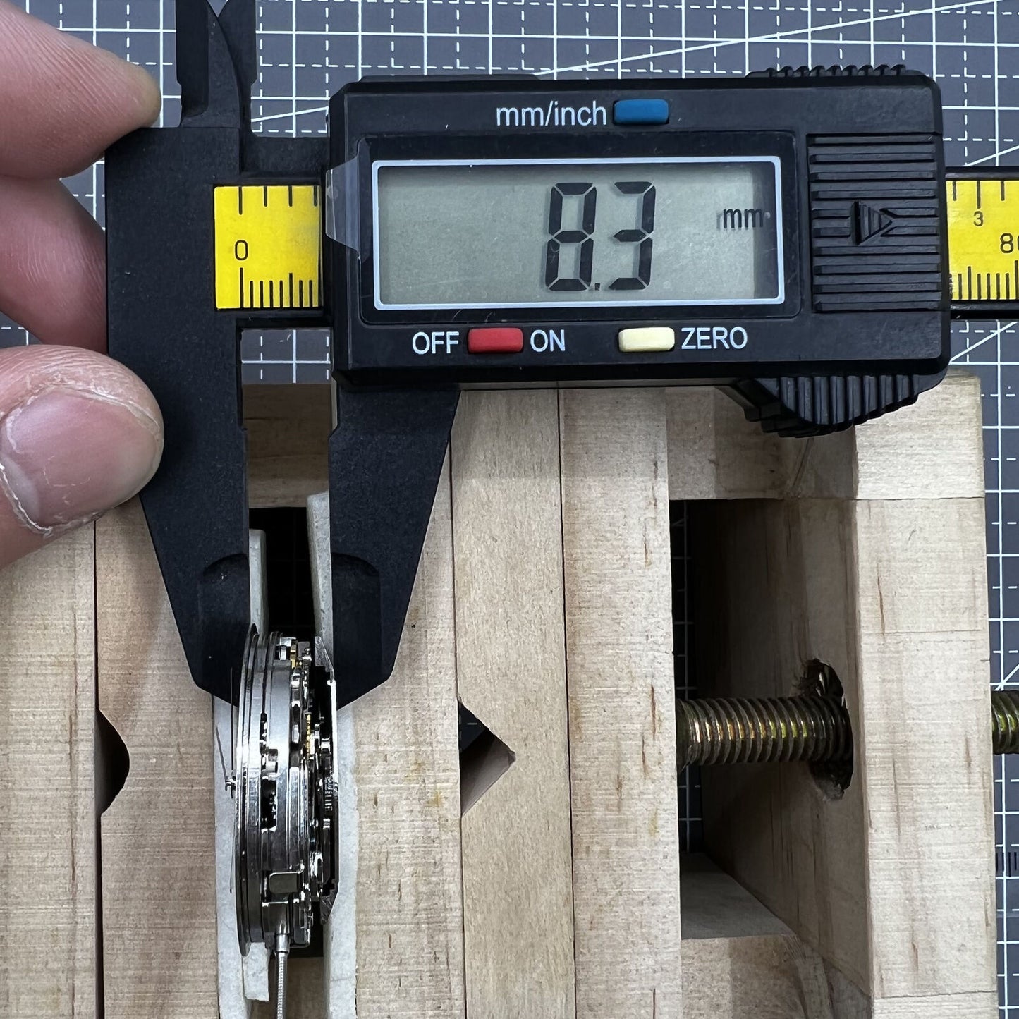Dandong 7753 7750 Automatic Mechanical Movement Small Second@9 Movement