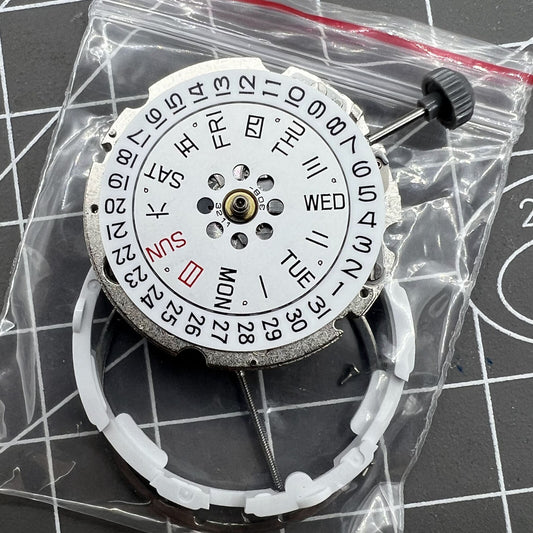 Silver Citizen Men 8200 automatic watch with genuine Japan mechanical movement and stainless steel case.