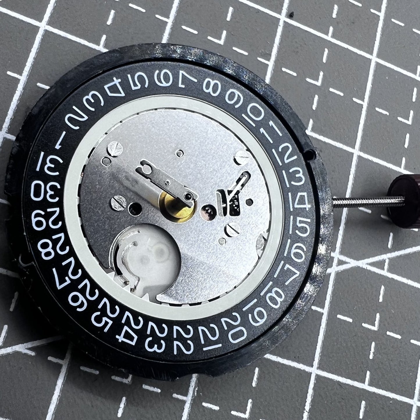 Swiss Ronda 515 Quartz Movement HCP3 Black Disk High Cannon 3 Date At 3