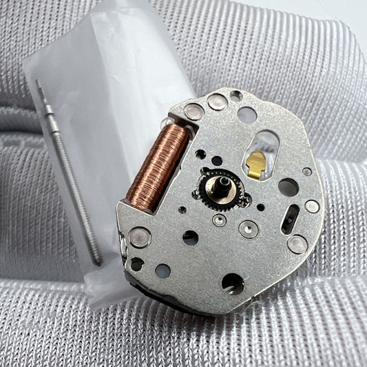 Japan Made Miyota 2035 quartz movement with 3 hands and watch stem for precise timekeeping.