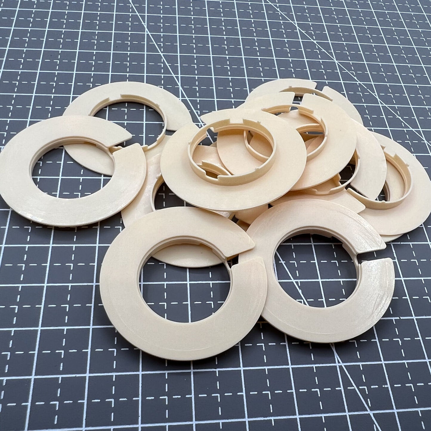 12 pièces 2 tailles de ligne entretoise de boîtier de mouvement support de bague de boîtier #T-676-TAILLE 8,75