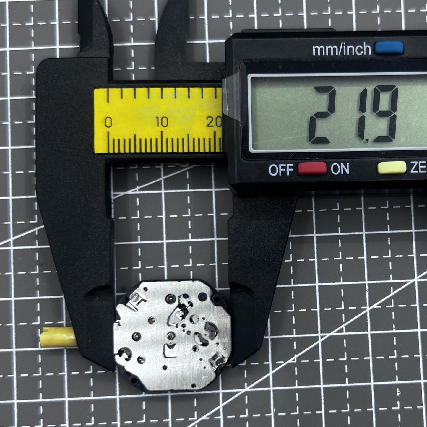 Japan Seiko 5Y66A Quartz Movement