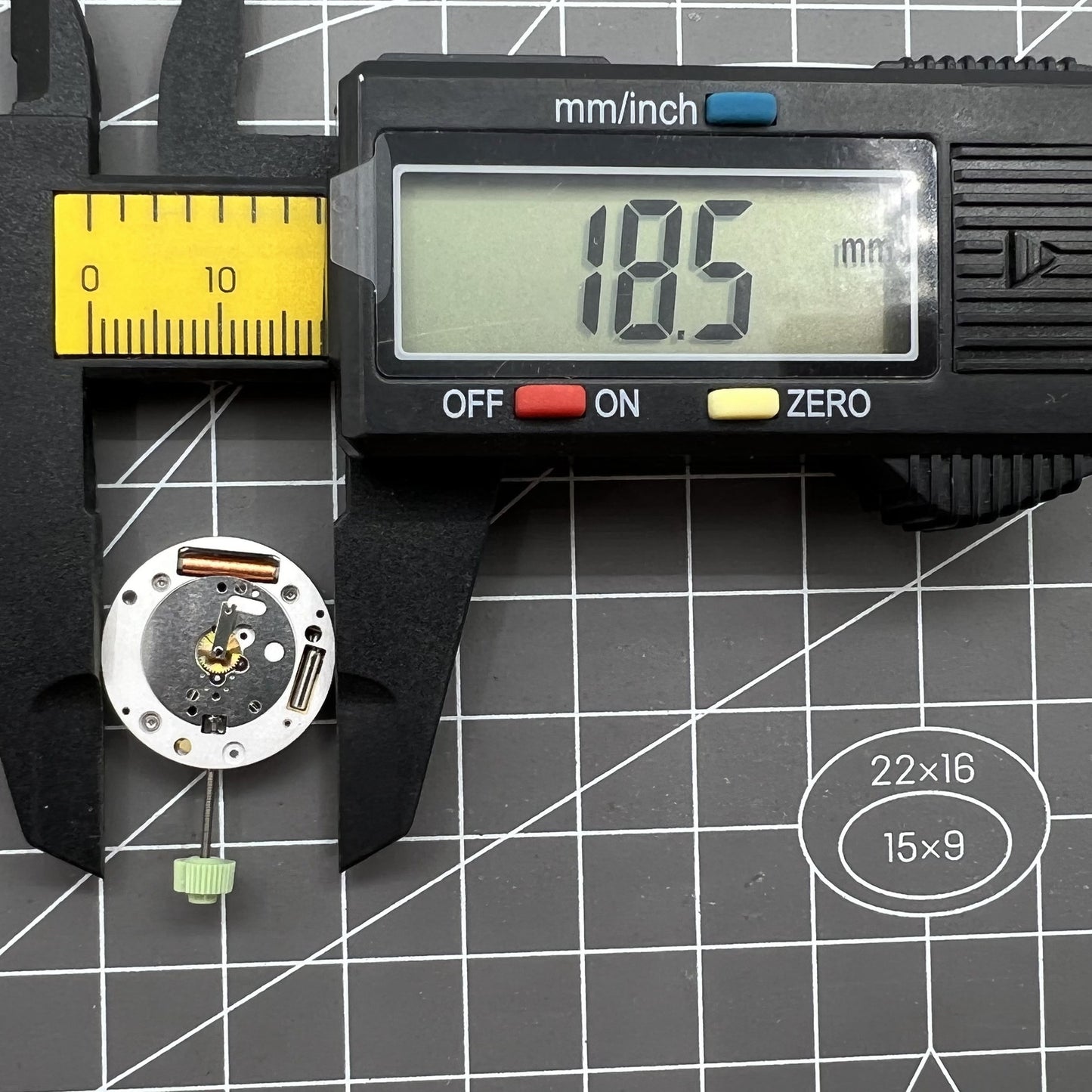Swiss Made Original Cartier CTR-690 Quarzwerk, 2 Zeiger, kein Kalender