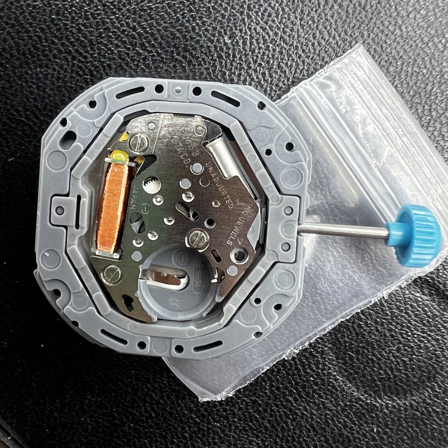 Miyota 6M53 Date at 3 Quartz Movement 3 Hands Big Date Movement