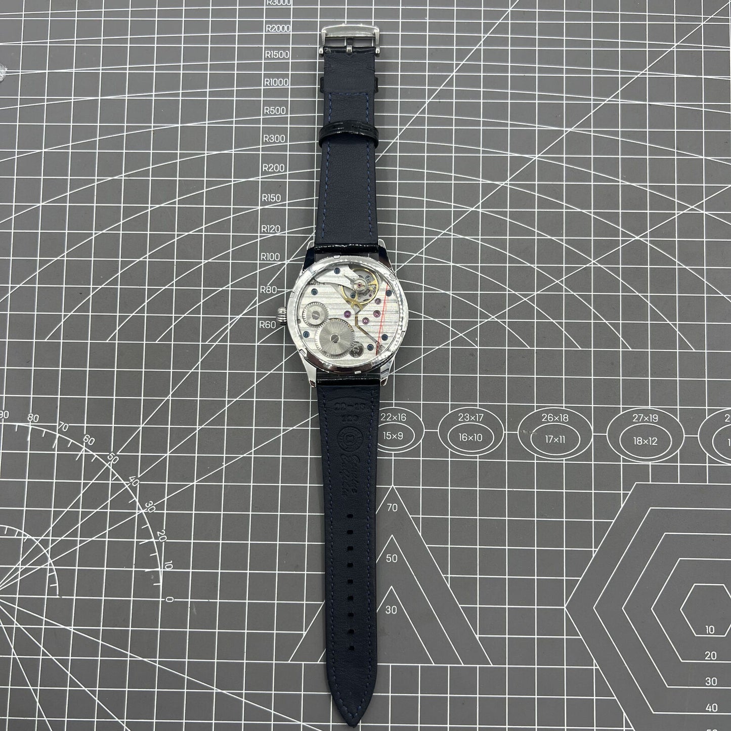 42mm men's watch with Seagull ST3600 manual movement, white dial, classic style.