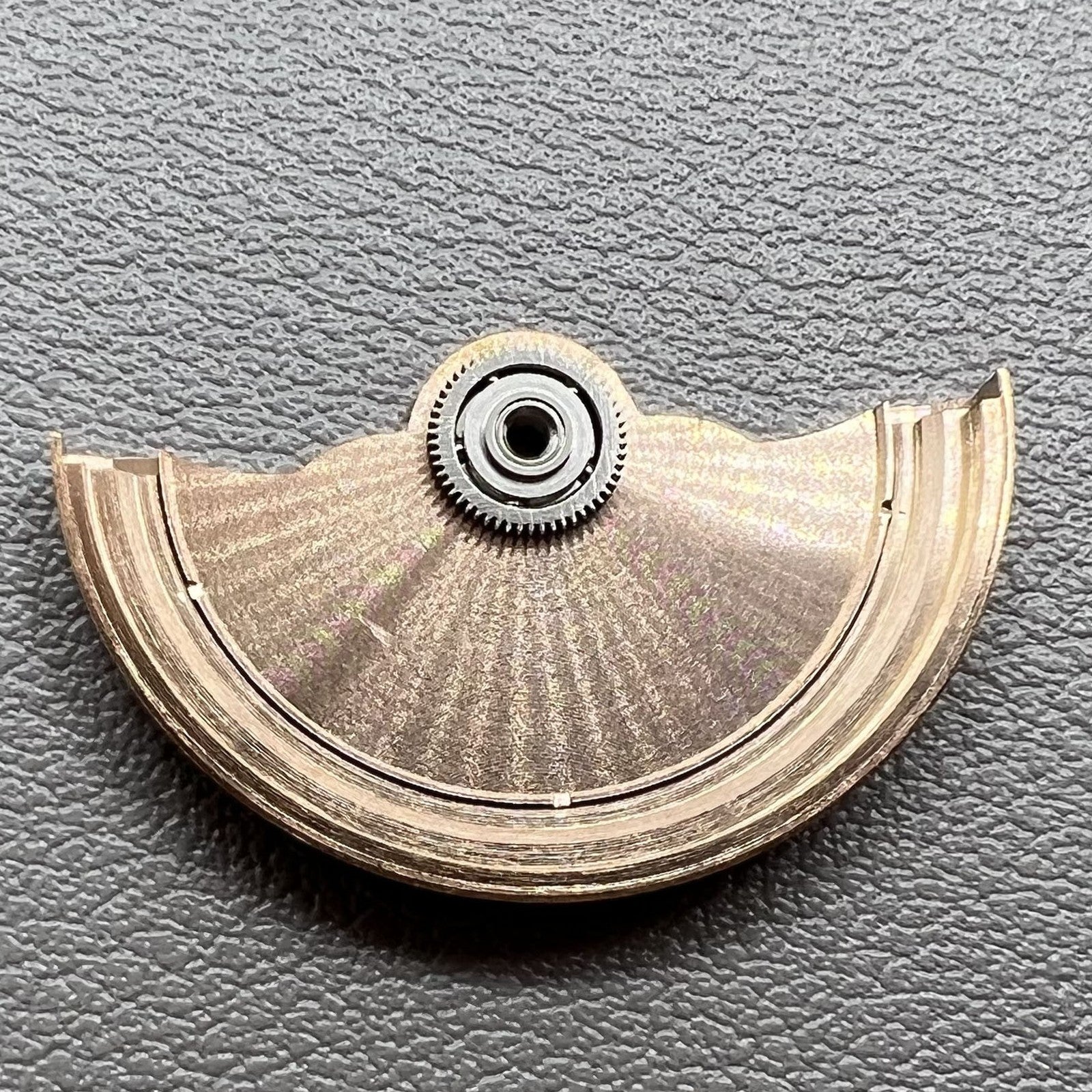 Rose Gold diamond-pattern rotor weight for NH34 NH35 NH36 NH38 watch movements.