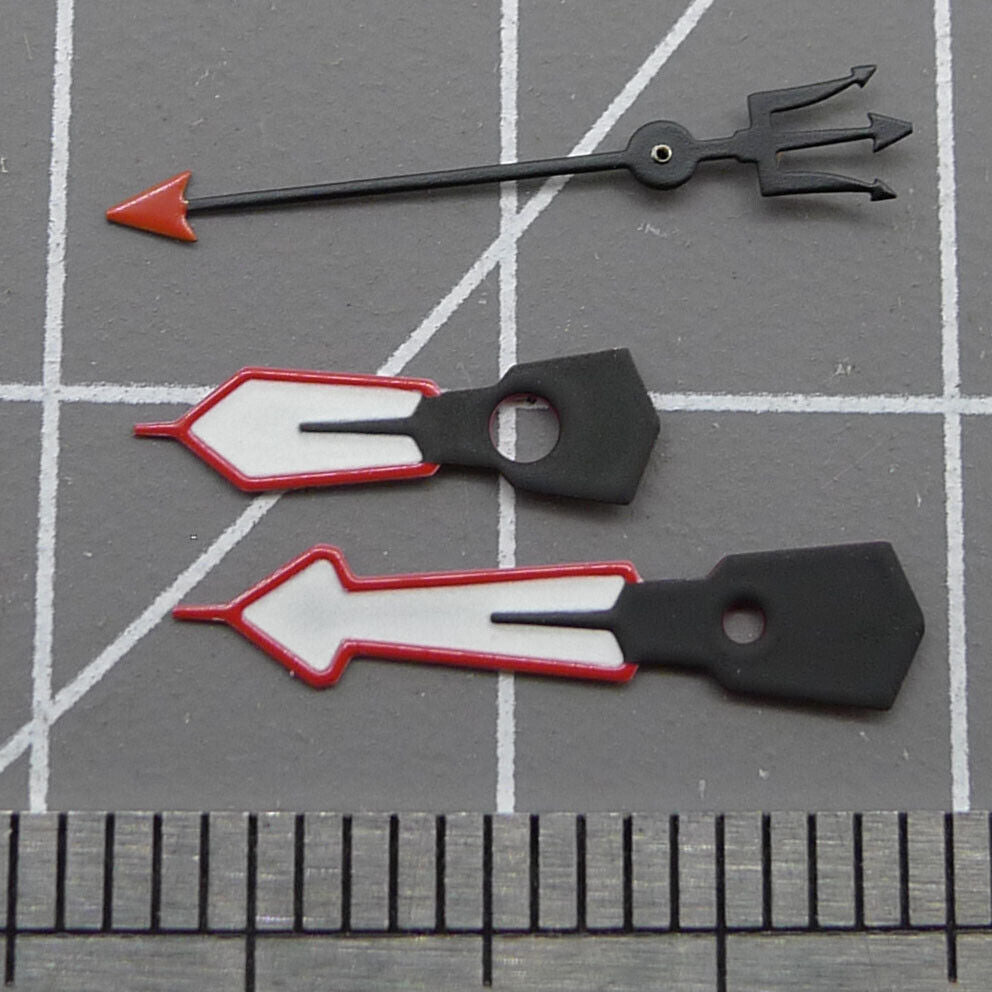 Aiguille de montre 12,5 mm à bordure rouge et pointe verte luminescente peinte en blanc pour NH35 NH36