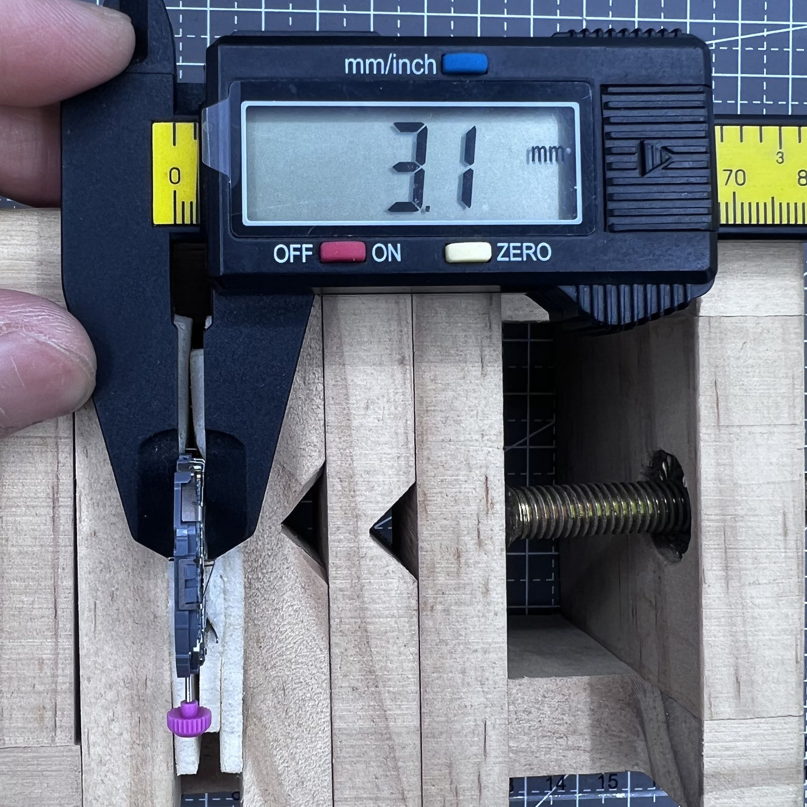 Miyota T205 quartz watch movement with clear display window, precise timekeeping for watch accessories.