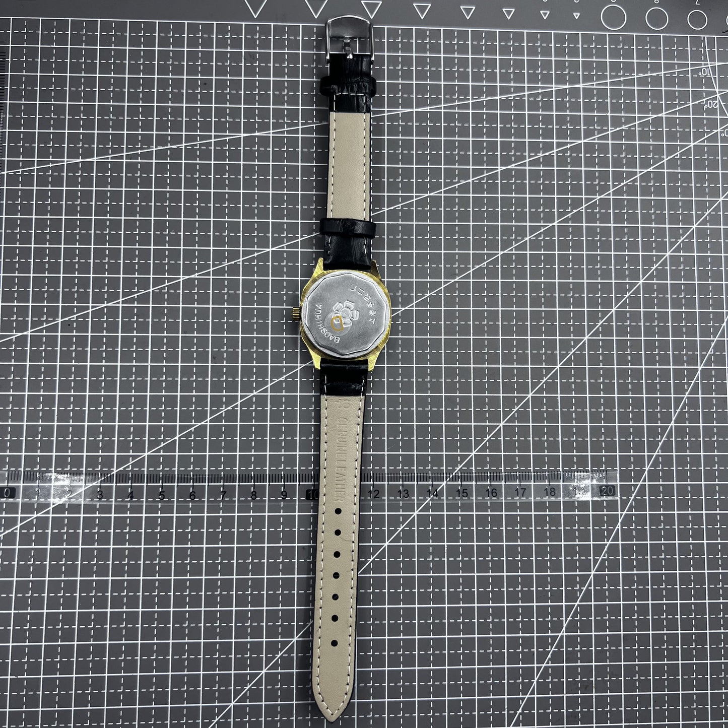 Montre mécanique manuelle Shanghai 33 mm, clou doré, cadran bleu, boîtier carré, 17 juifs