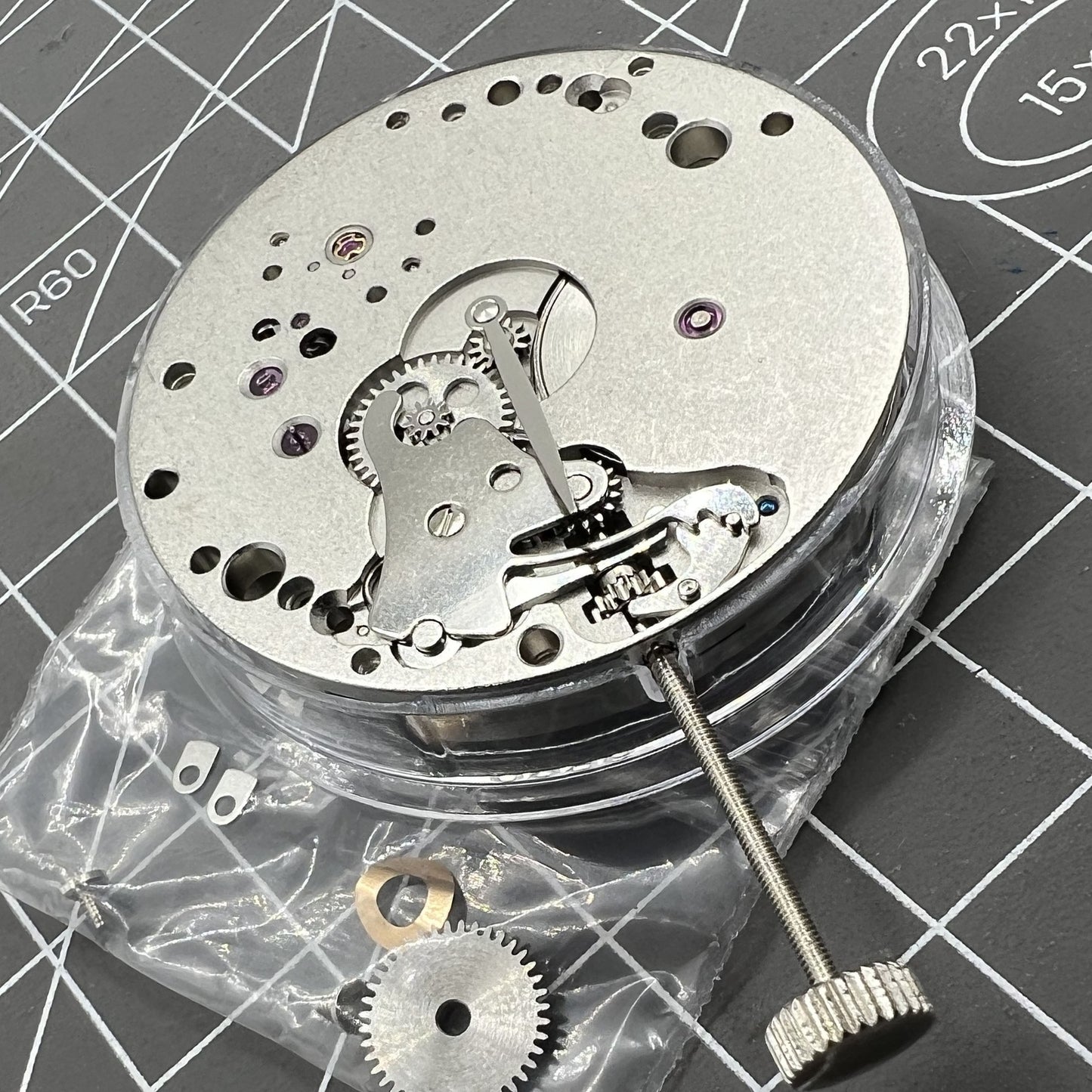 Asian Seagull ST3621 mechanical watch movement with ETA 6498 second at 6, replacement part.