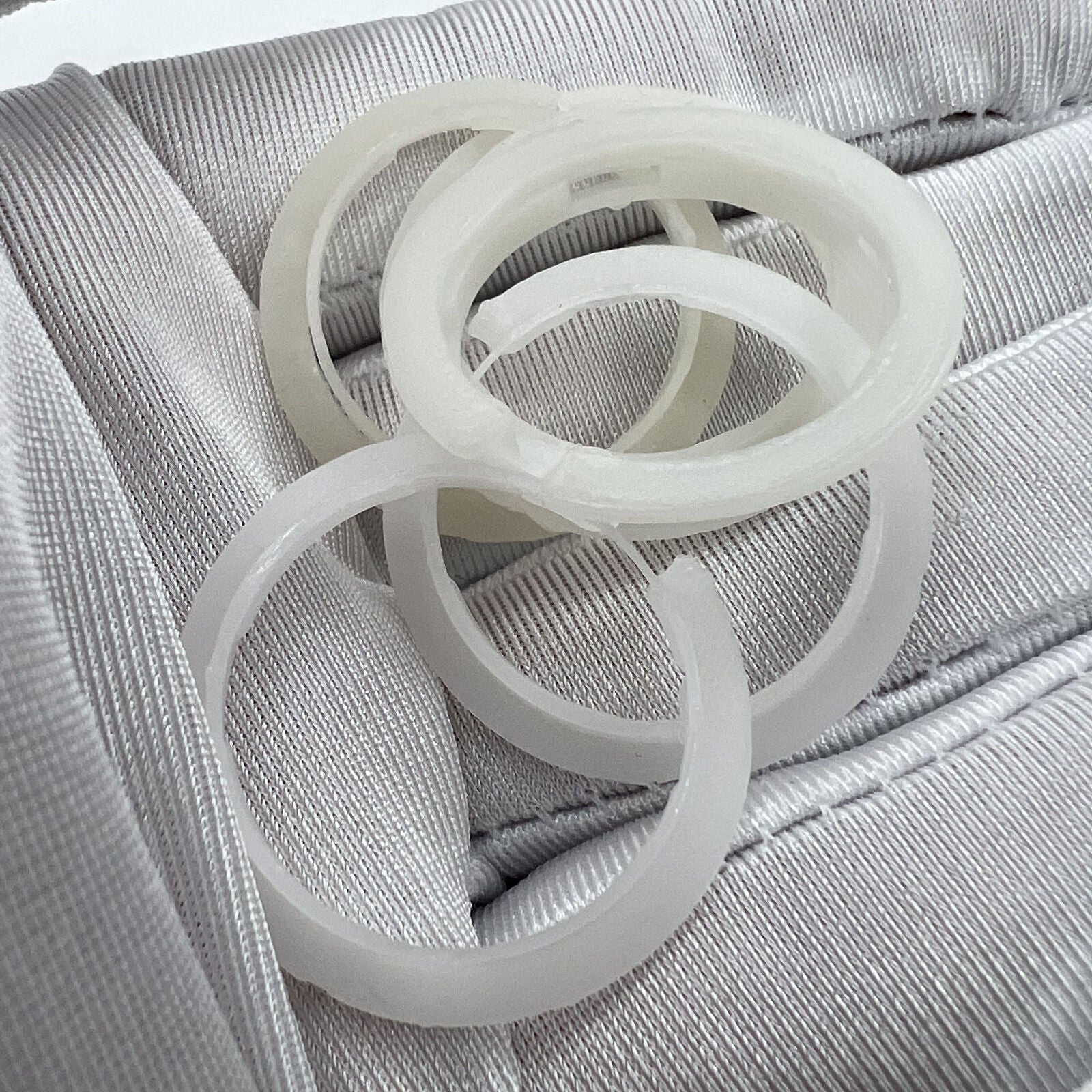 27-29.5mm watch case spacer ring for Miyota 2105/2115, ensuring secure fit and stability.