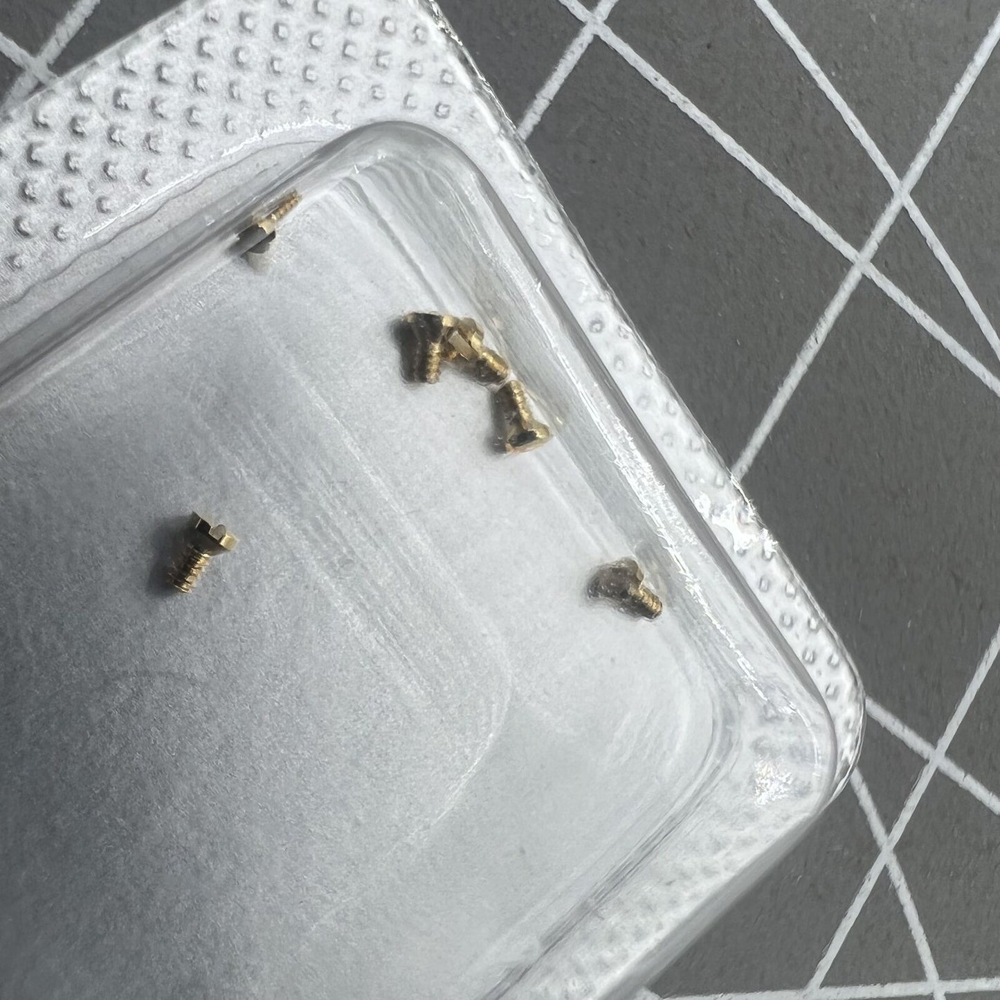 0.7/0.9 Back Cover Case Golden Screws for La Grande Classique De Longines L4