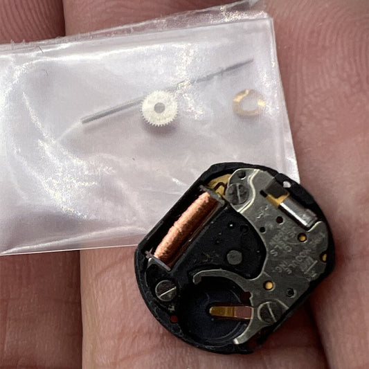 Hattori Epson TMI YL60 quartz watch movement, precision Japanese craftsmanship for reliable timekeeping.