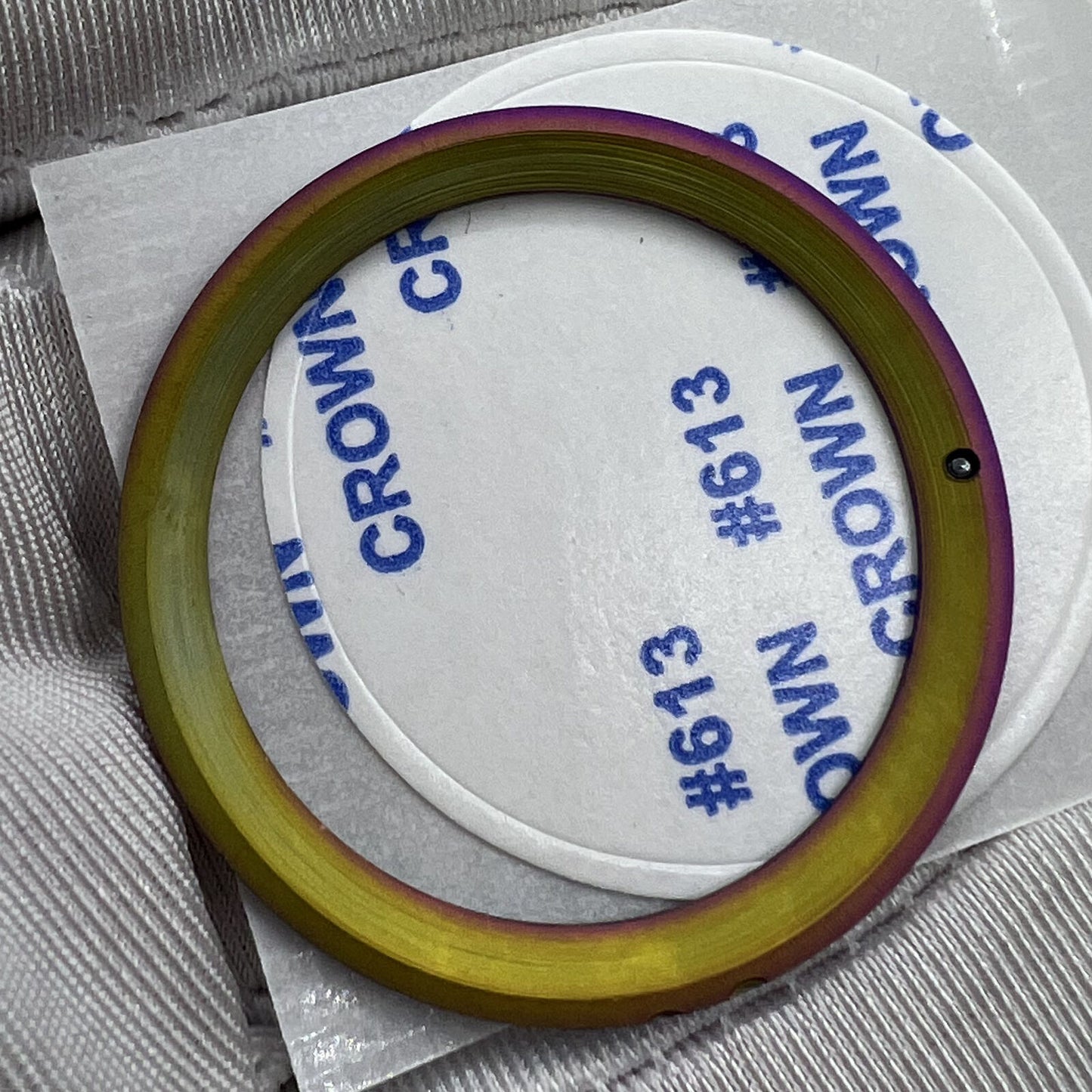 38 mm/30,5 mm Uhrenlünetteneinsatz, matt, Regenbogenblau, goldenes Aluminium-Uhrenteil