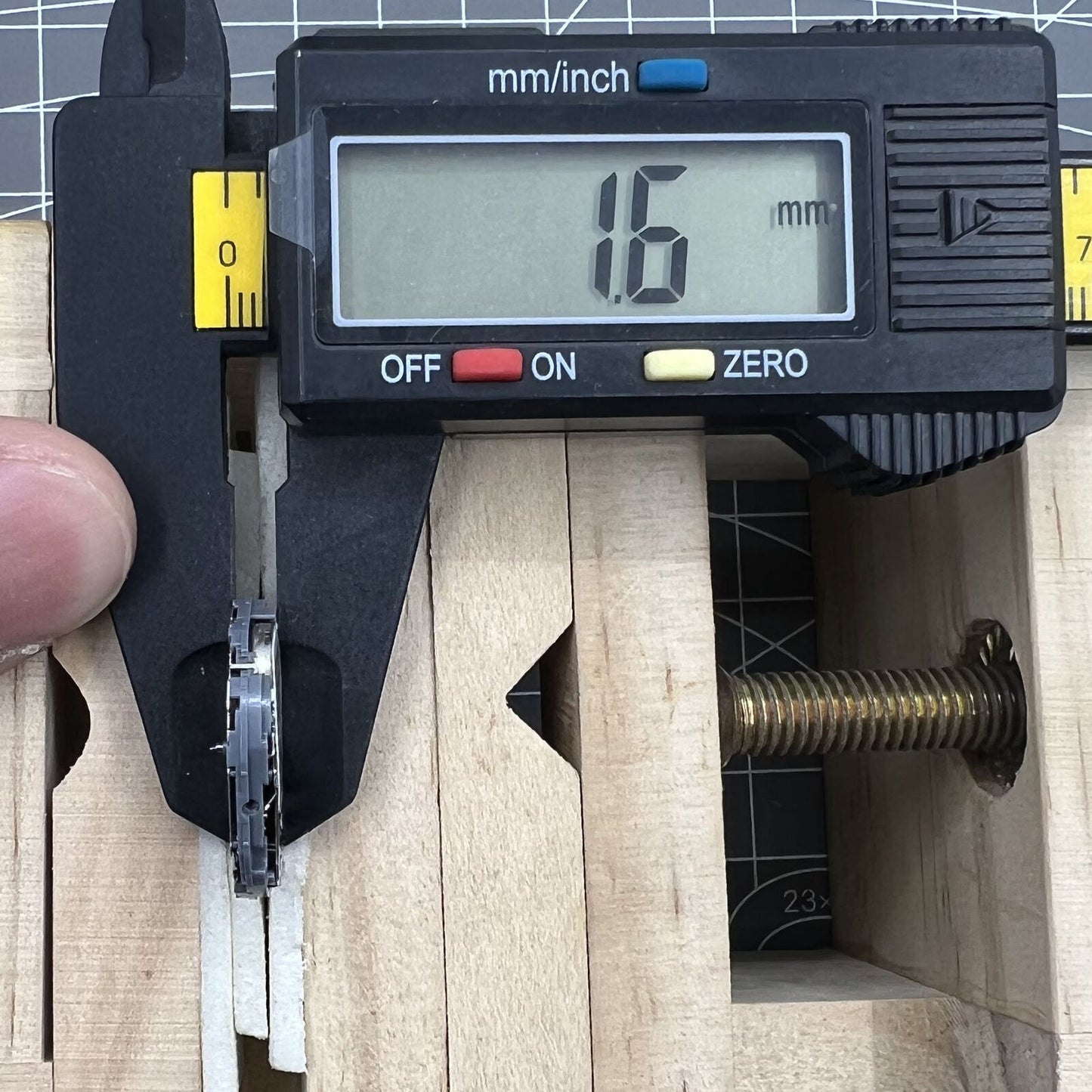 Hattori Epson TMI VH31 VH31A Uhr mit Quarzwerk