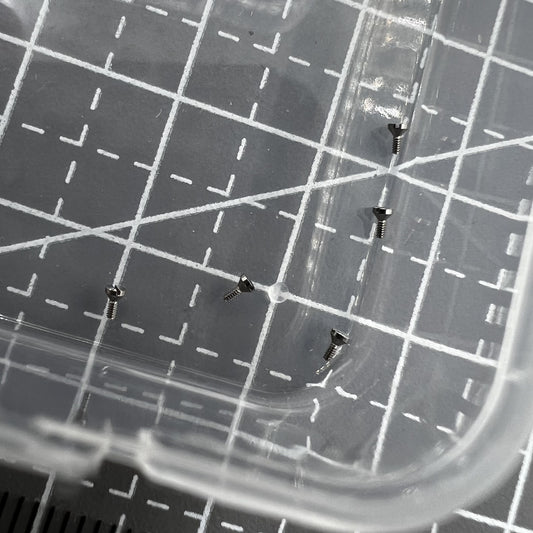 10 Stück Uhren Schrauben Ersatzteile für Zifferblattfuß passend für Miyota 8200