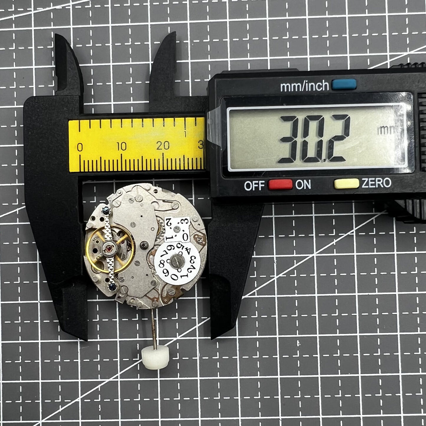 Shanghai L10 Multifunctional Mechanical Movement 5 Hands Big Date At 12