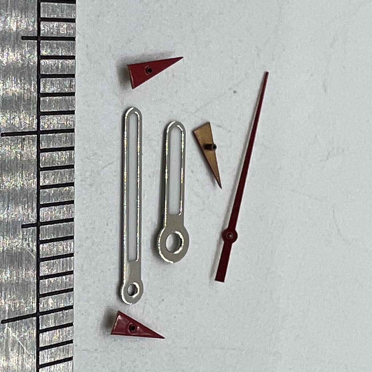 Green luminous pointed watch hands set 11mm for Miyota OS10 OS20 OS60 OS80 movements, brand-quality precision.