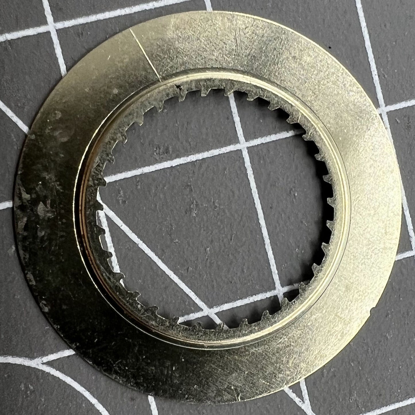 White date disk wheel featuring date at 4 o'clock for Ronda 5040D and 5030D watch movements.