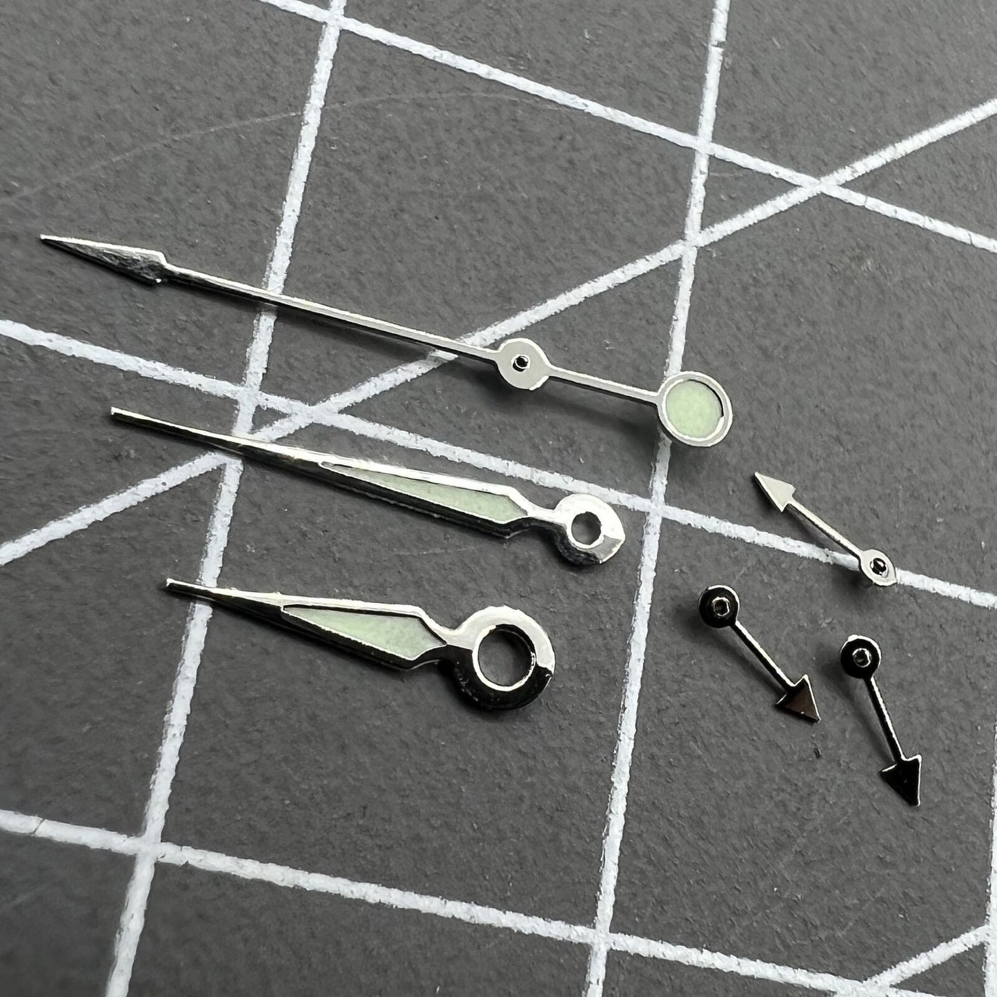 Aiguilles de montre pointues lumineuses vertes avec garniture argentée pour Miyota OS10 OS20 OS60 OS80