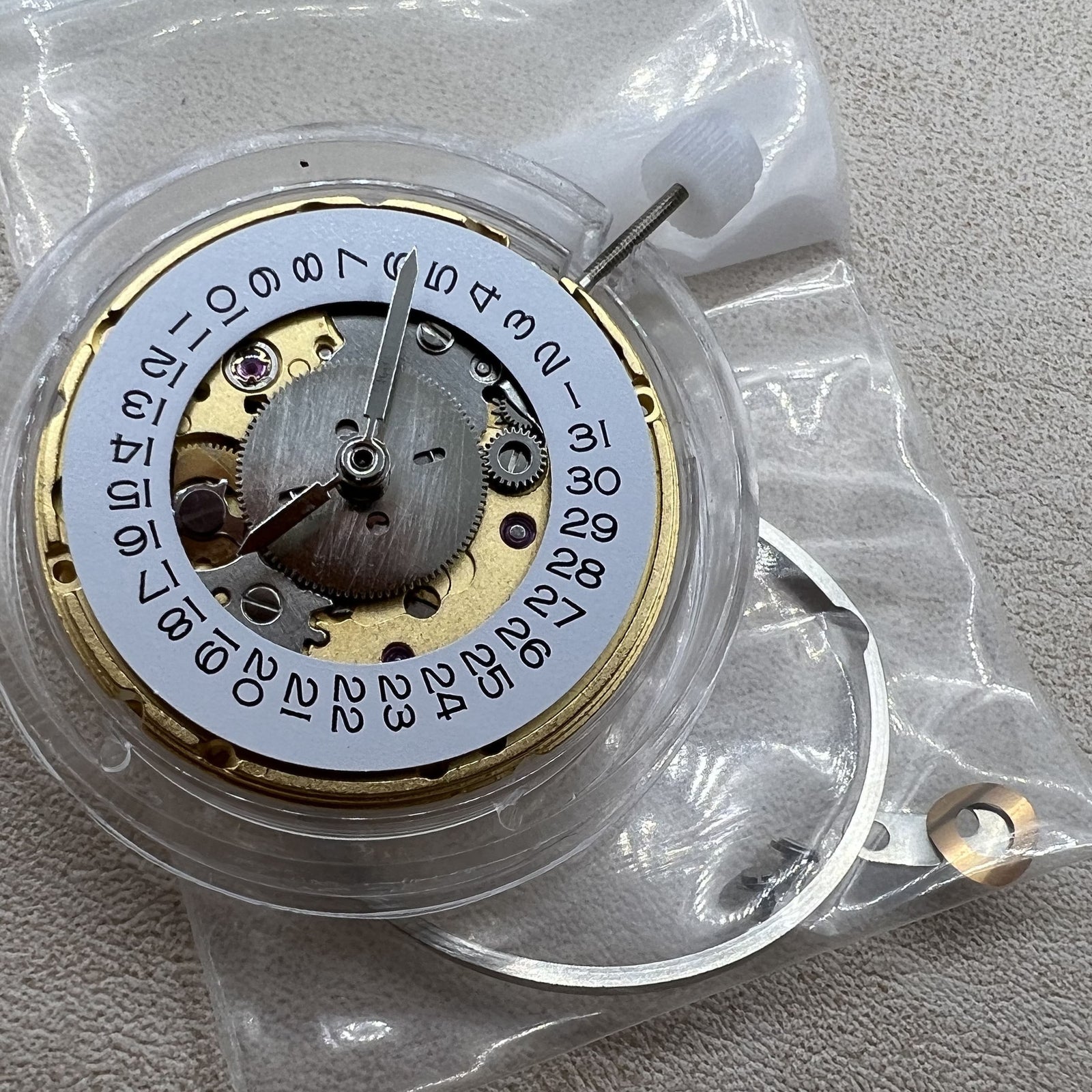 Hangzhou HZ6460 mechanical watch movement with date window at 3 o'clock, ETA2836 replacement for accurate timekeeping.