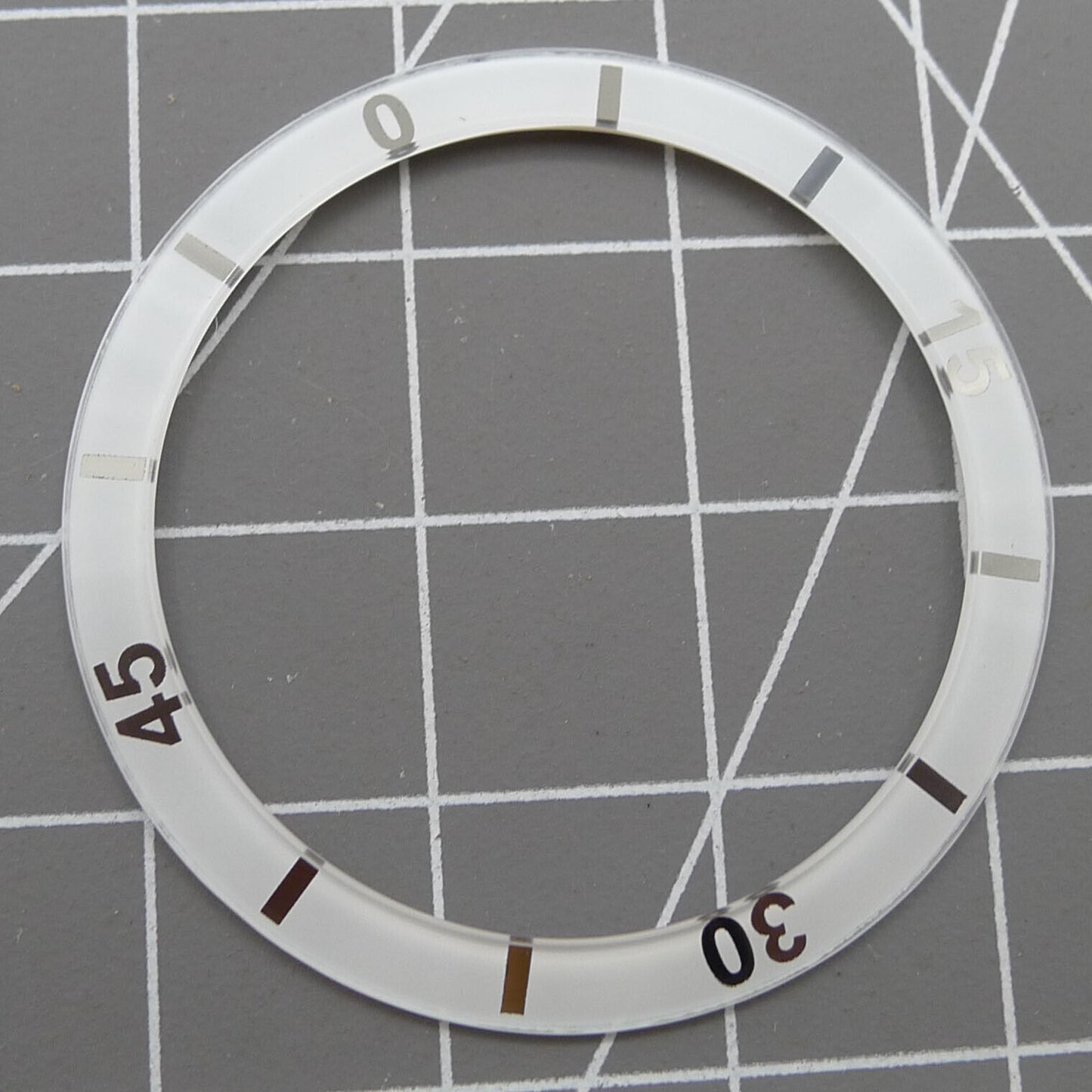 Lunette de montre en céramique blanche avec chiffres de 36 mm pour hommes et femmes
