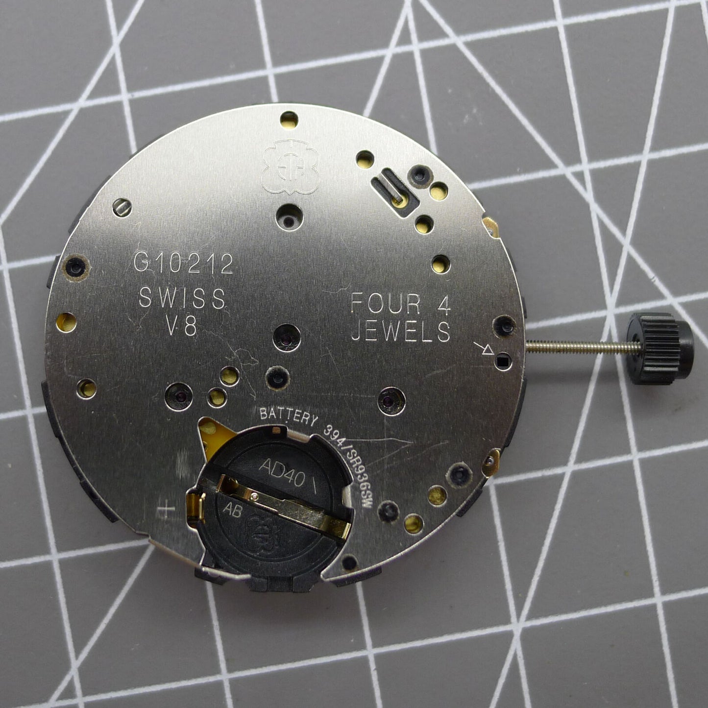 Swiss ETA G10.212 Watch Quartz Movement Swiss Made Movement 3 Hands Date At 6