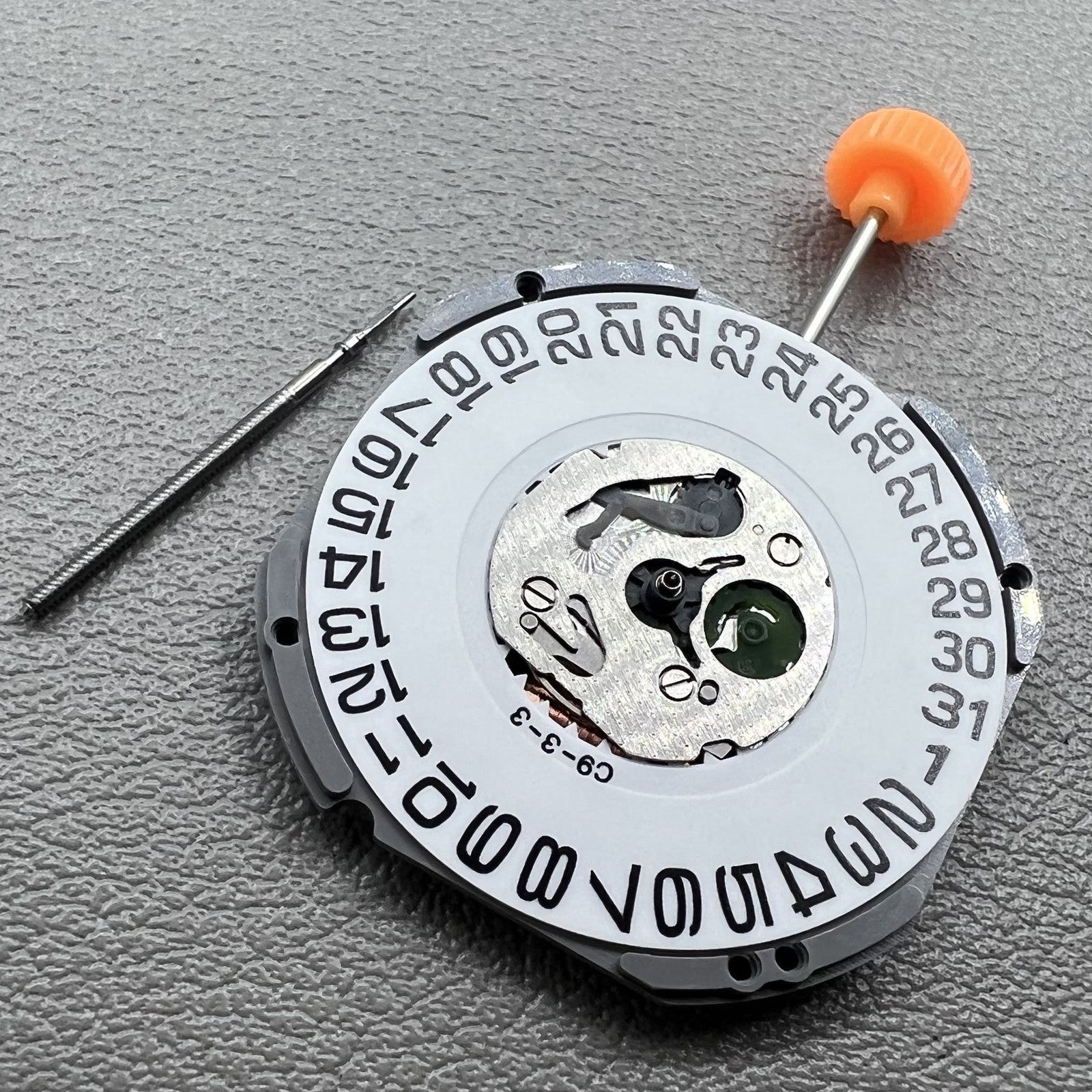 Japan Miyota 1S13 quartz watch movement with date at 3 o?clock, precise timekeeping for accessories