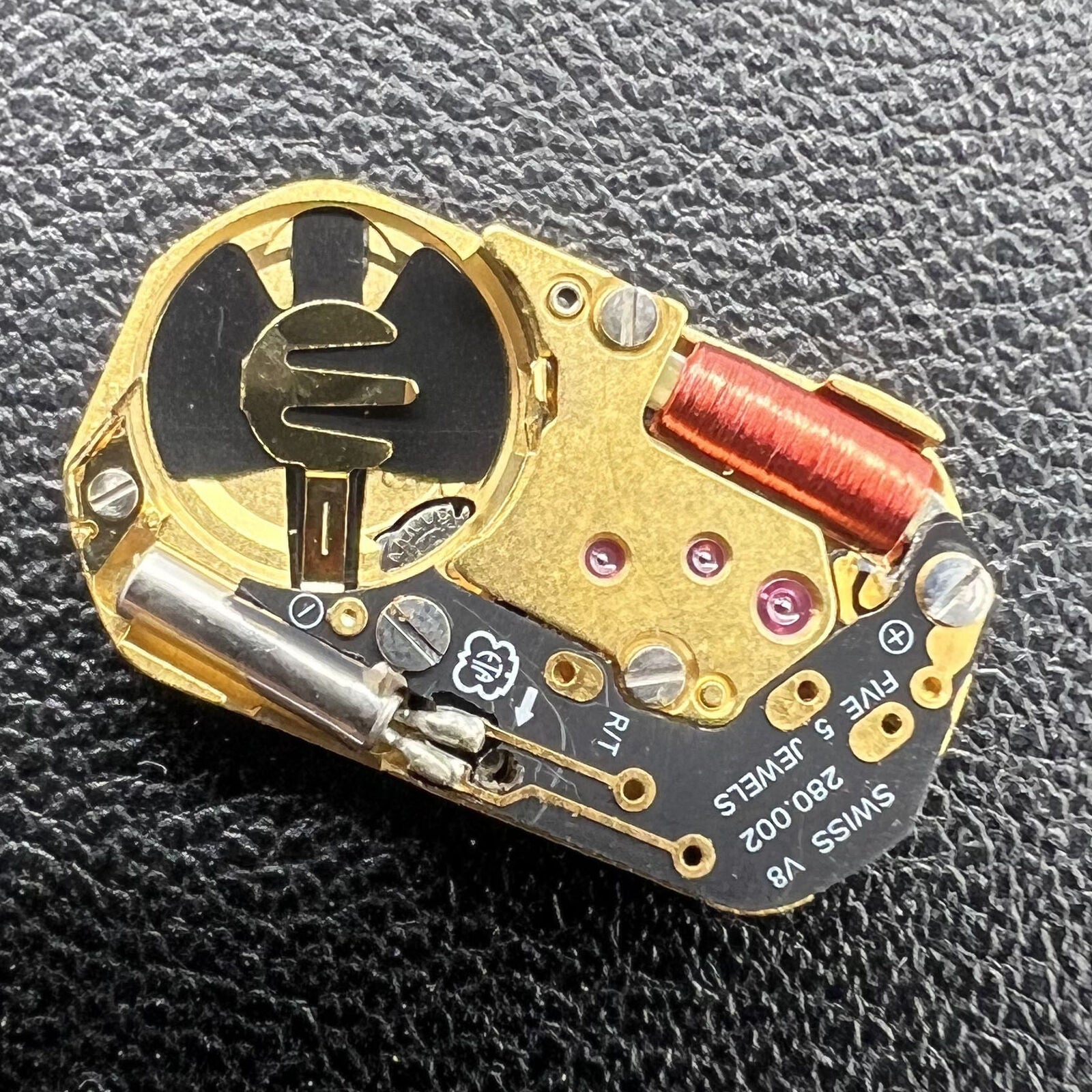 ETA 280.002 Swiss Made quartz watch movement with 2 hands, precise mechanism for watch repairs by ETA.