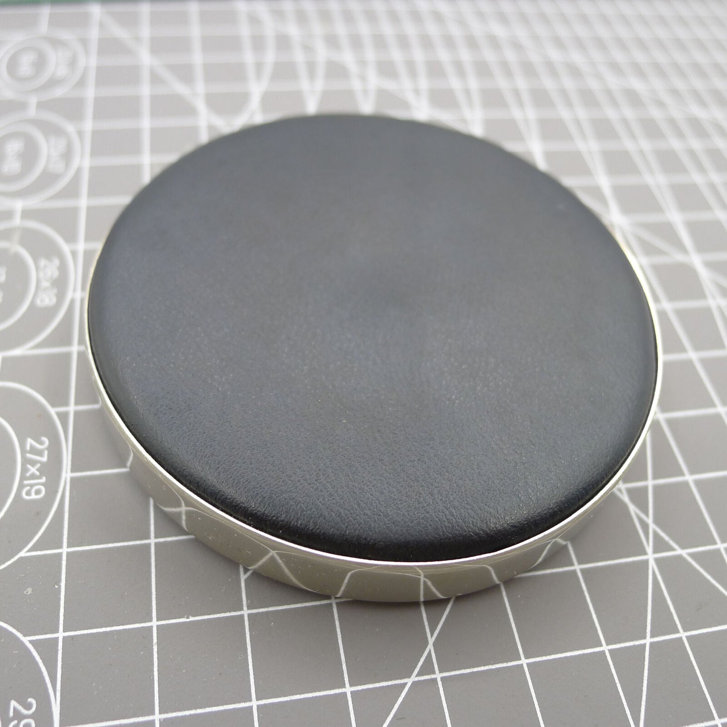 Horotec MSA09.304 watch case cushion with chromed ring, 75mm diameter, ideal for secure watch repair tasks.