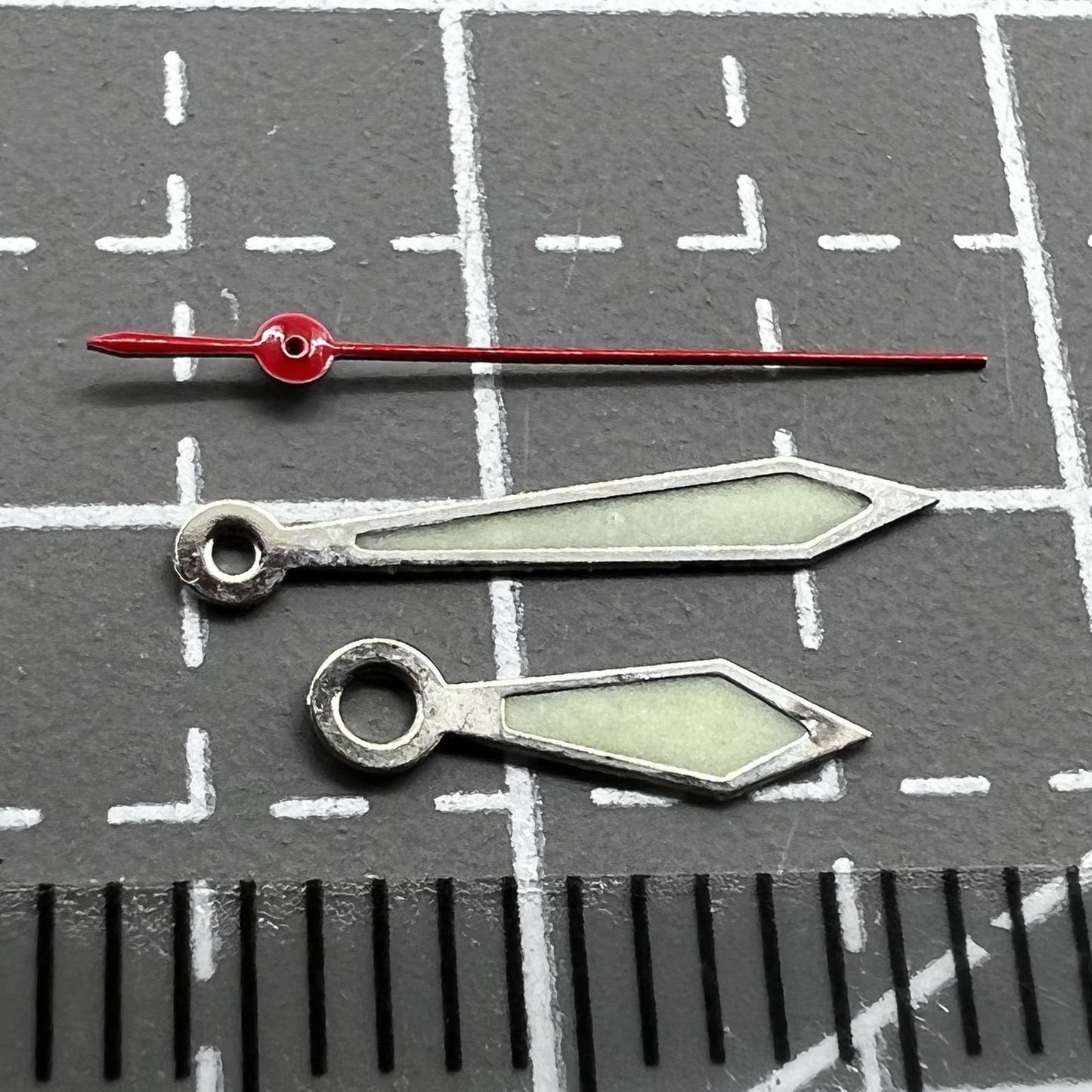 2 Sets 12mm Silver Trim Arrow Shape Green Lume Watch Hands for Miyota 1M12