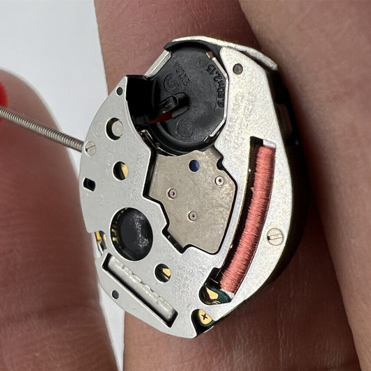 ETA 902.105 quartz watch movement with 3 hands, Swiss precision for reliable timekeeping.