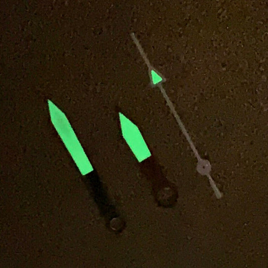 Green luminous golden watch hands set for NH35A/NH36A/4R36 movement, precise timekeeping.