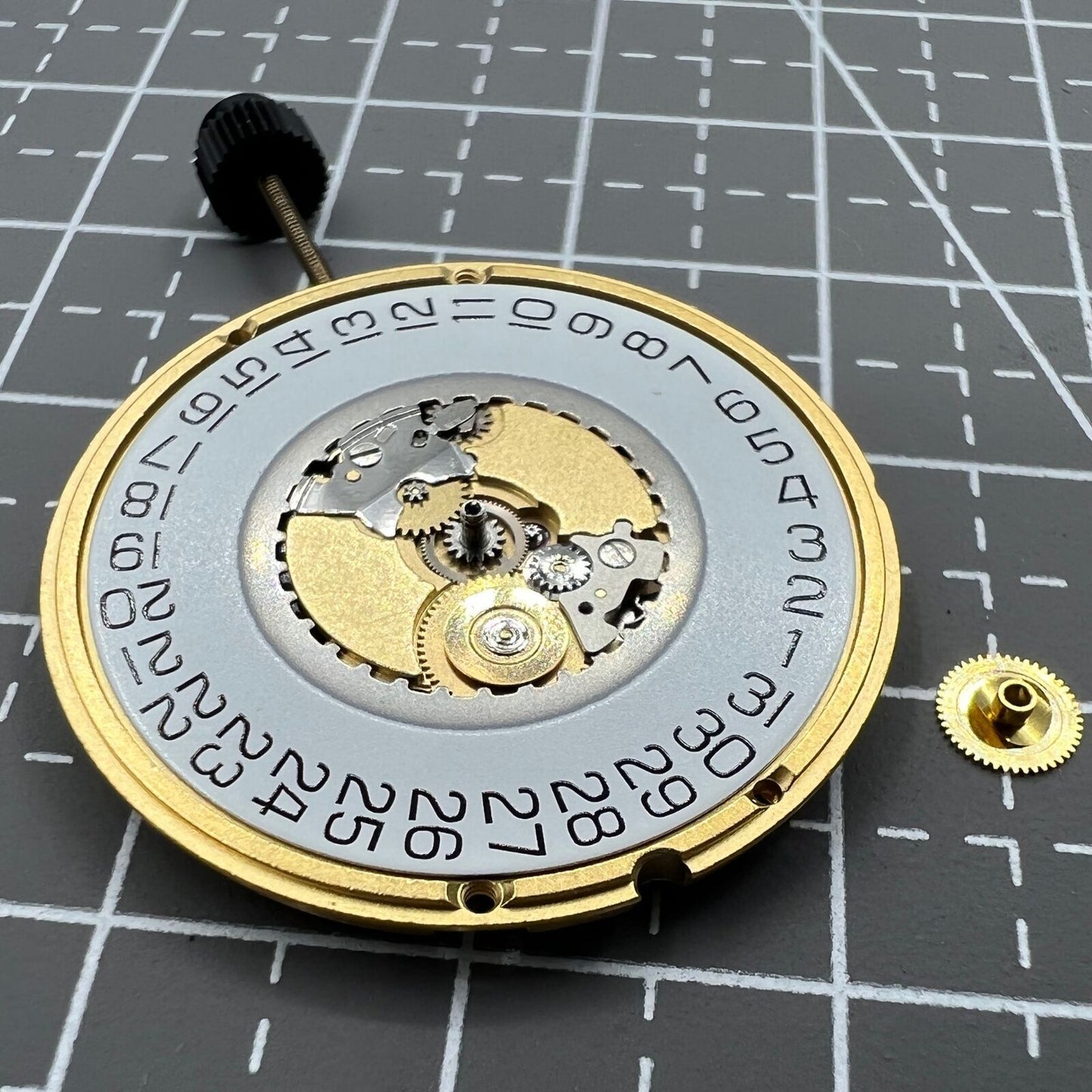 ETA 955.112 Watch Quartz 3 Hands Date At 3 Swiss Movement