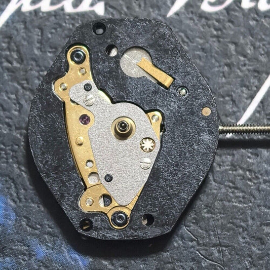 Swiss Made ISA 336 quartz watch movement part for precise 2/3 hands assembly in watch accessories.