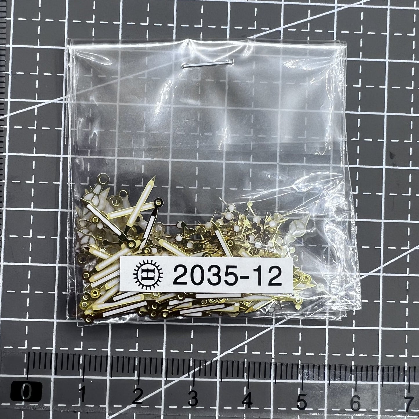 Lot de 100 aiguilles de montre luminescentes vertes à bordure dorée de 12 mm pour Miyota 2035 2115 PC21
