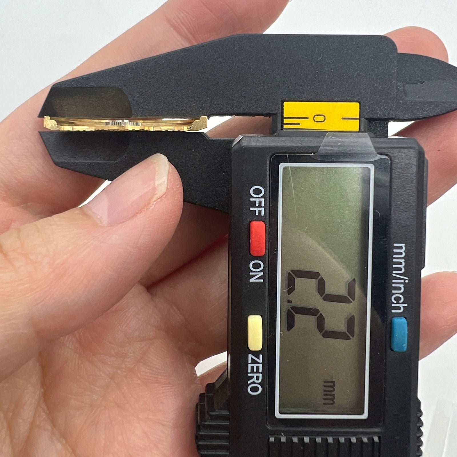 Sea Wave golden rotor with intricate wave carving for Miyota NH35 NH36 watch movement upgrade.