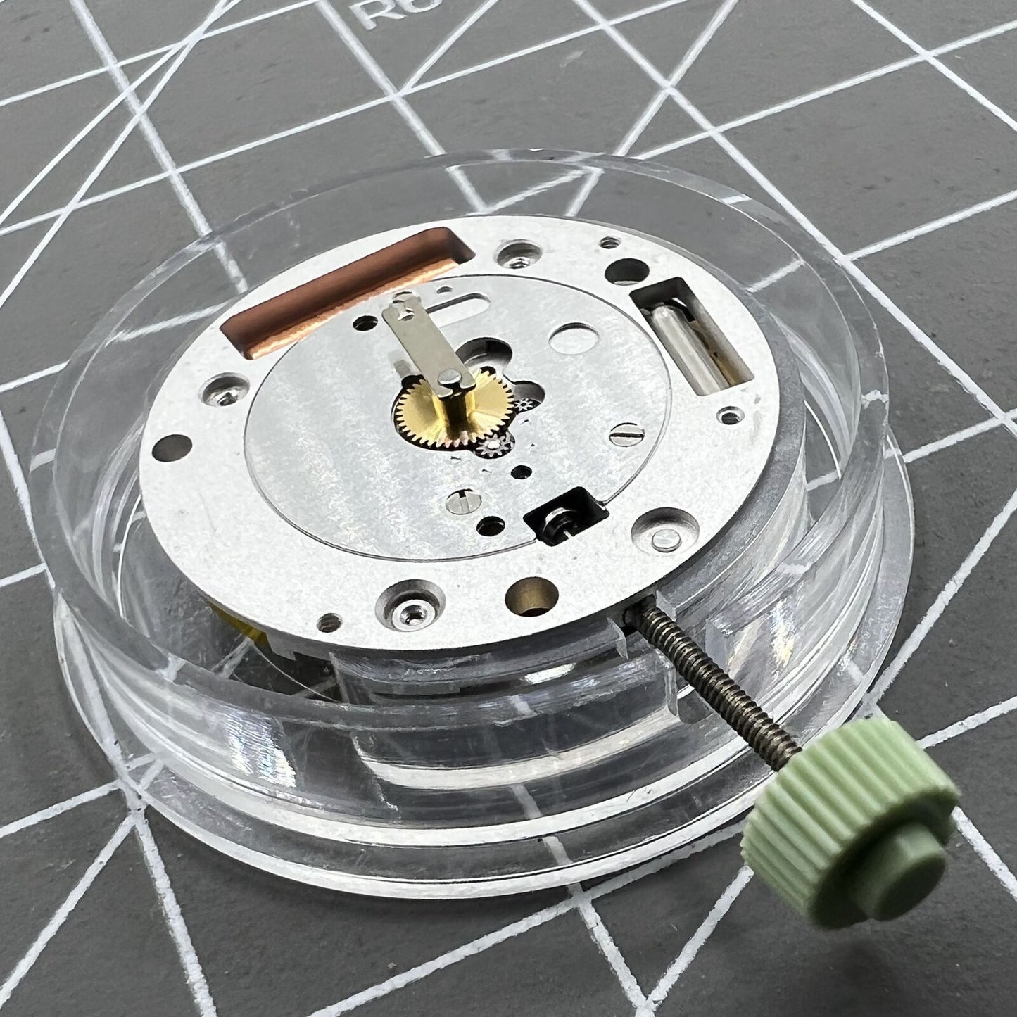 Swiss Made Original Cartier CTR-690 Quarzwerk, 2 Zeiger, kein Kalender