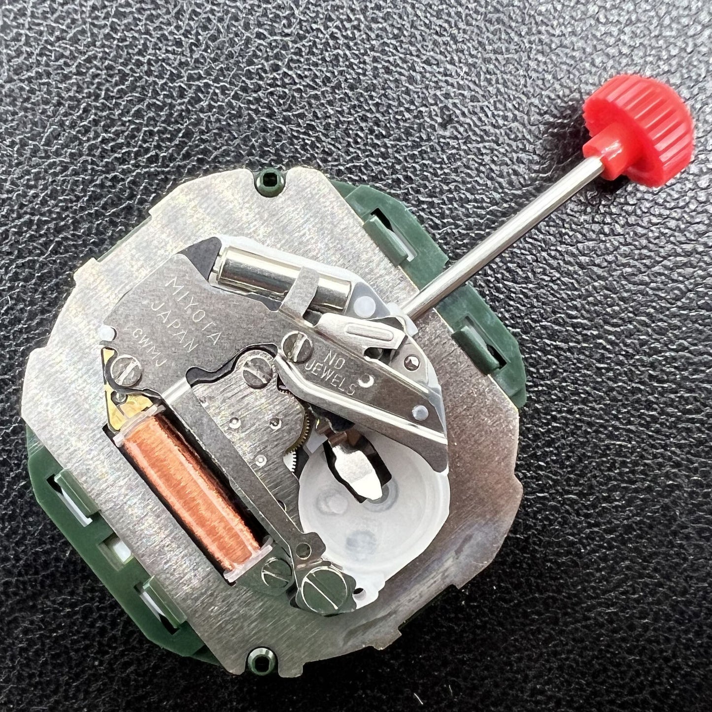Miyota 2115 Quartz Movement Date at 6 Movement