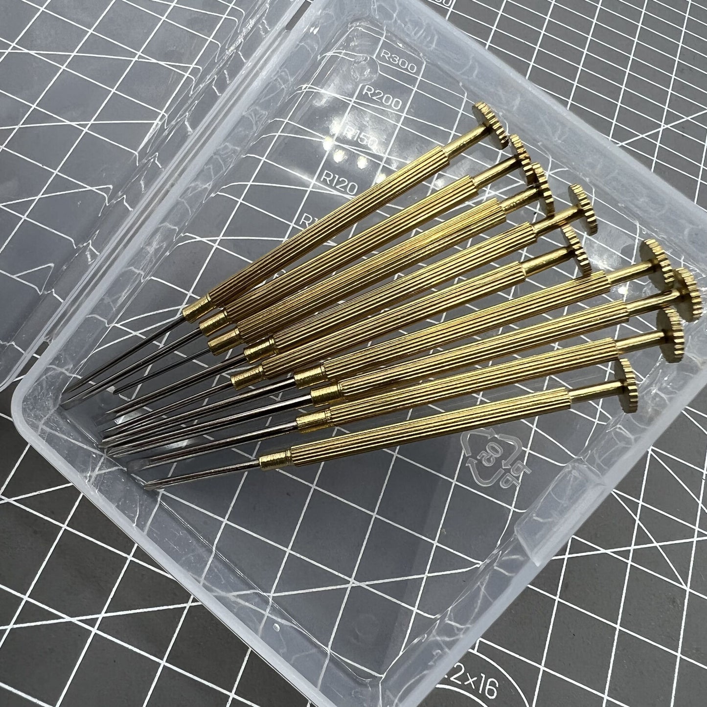 9 PIECES 0.8-1.8mm Steel Watch Repair Screwdriver Set Watch Tool