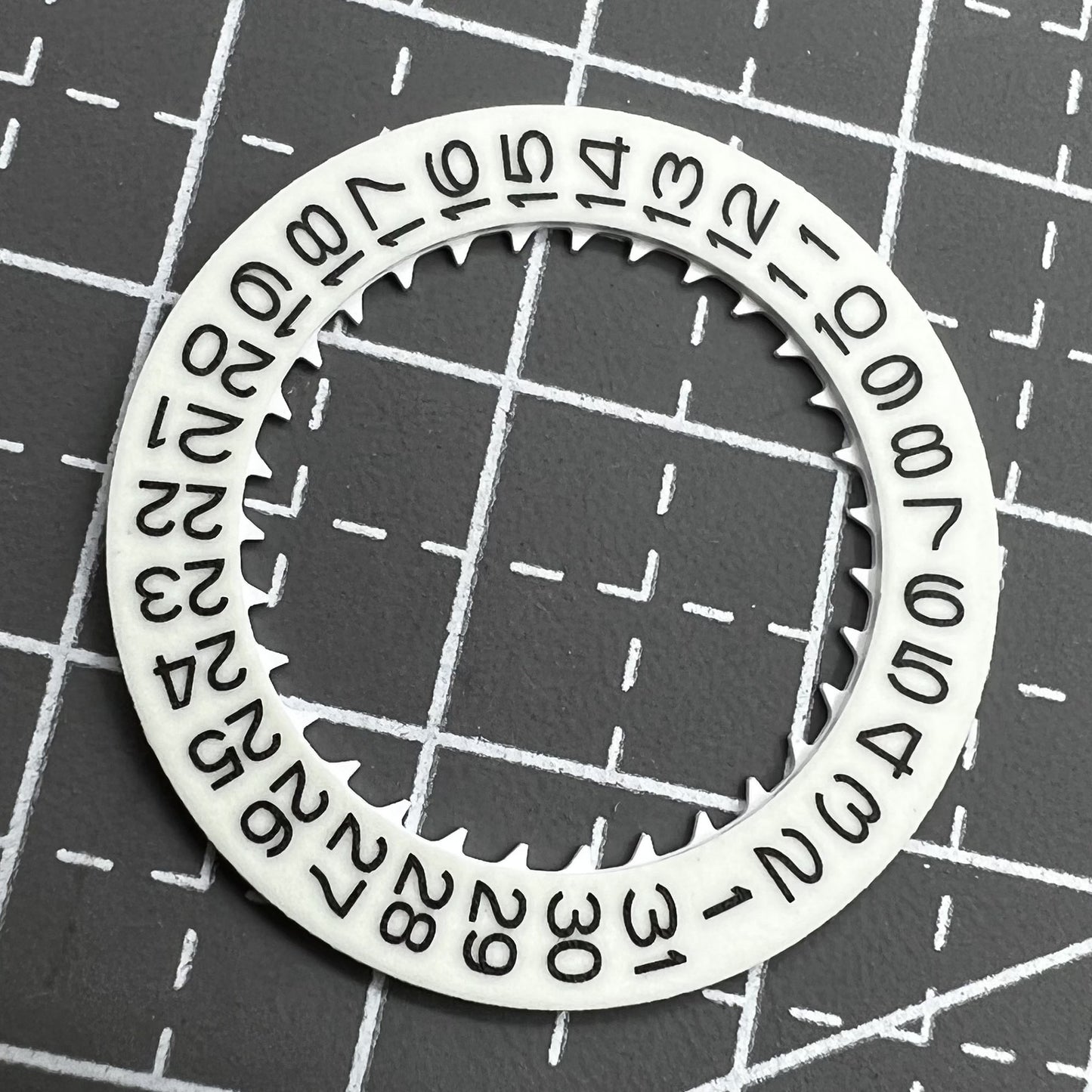 White Background Blue Luminous Numerals Disk Date Wheel for Miyota NH35 NH36