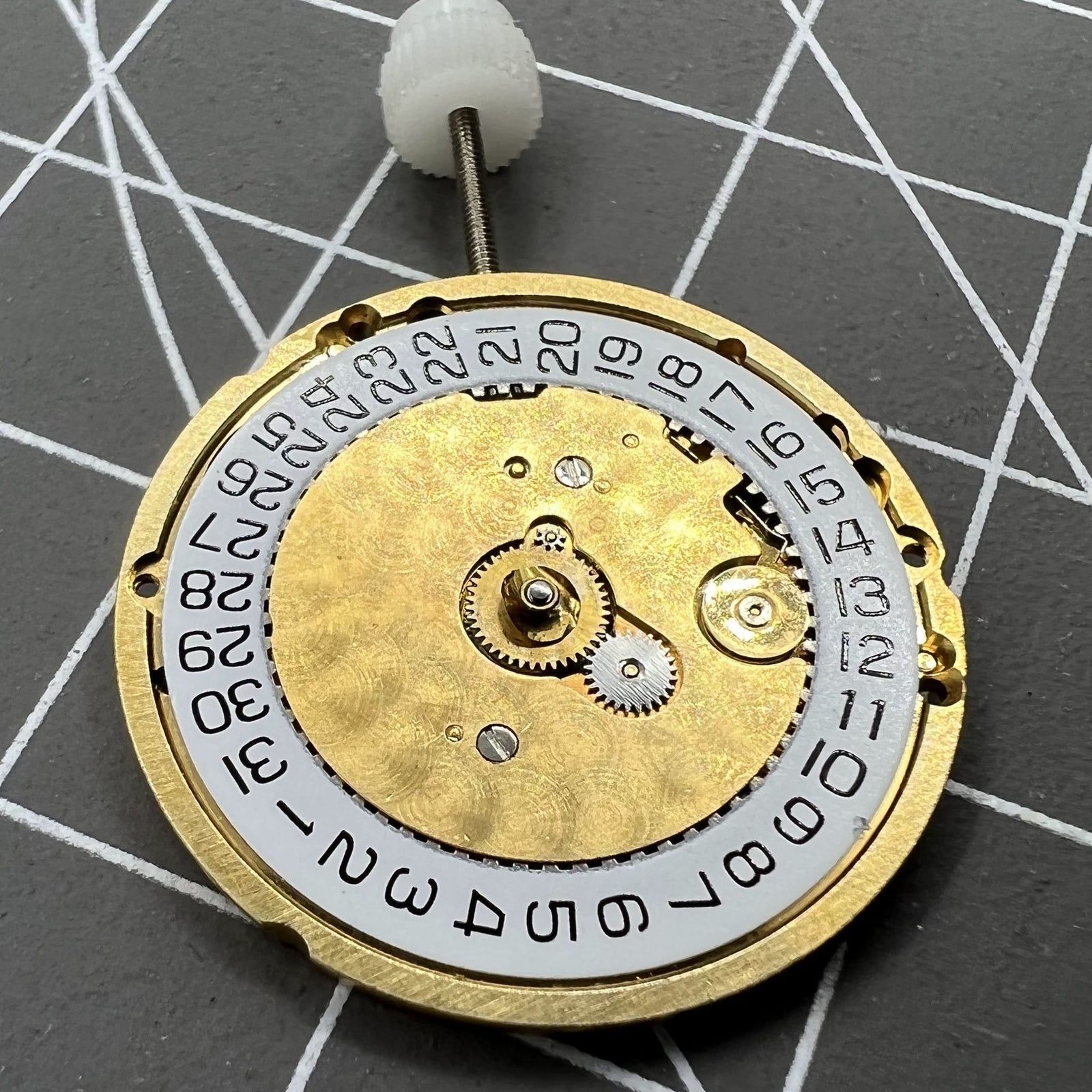 ETA 210.011 Swiss Quartz watch movement with 2 hands, date calendar, genuine quality for watch repair