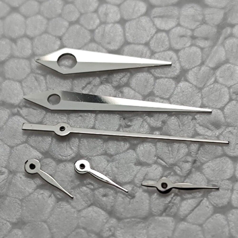 Aiguilles de montre en forme de flèche argentée 12,5 x 12 x 8 x 4 mm pour mouvement Seagull ST16