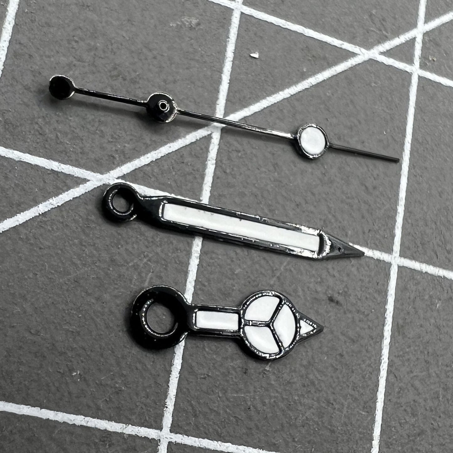 Aiguilles de montre luminescentes noires de 12 mm pour mouvement mécanique automatique Seagull ST6