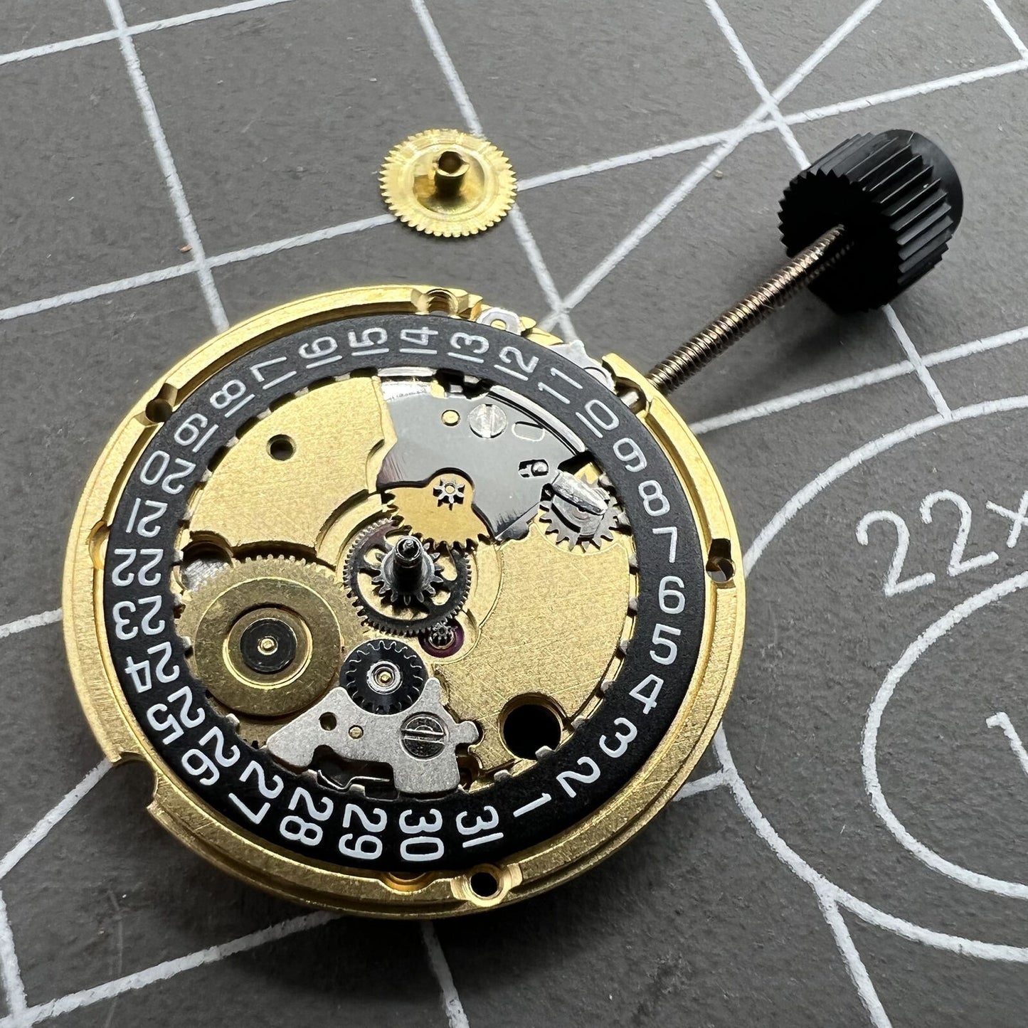 ETA 956.112 3 Hands Date At 3 Watch Quartz Movement Black Disk