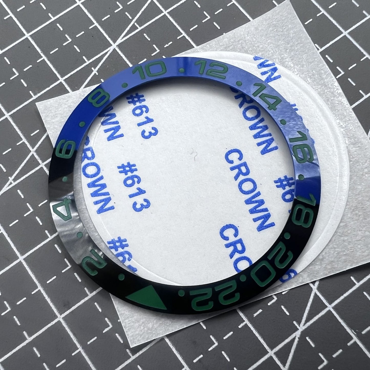 38mm Keramik Uhr Lünette Slope Blau + Schwarz Ring Grüne Schrift GMT für SUB