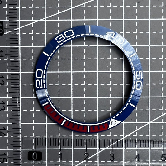 Ceramic bezel insert 41.5mm/32.5mm with dark blue background and dark red font for watch accessories.