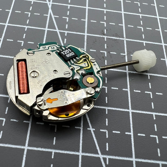 ETA 581.001 Swiss-made quartz watch movement with 2 hands, precision component for watch repair and assembly.