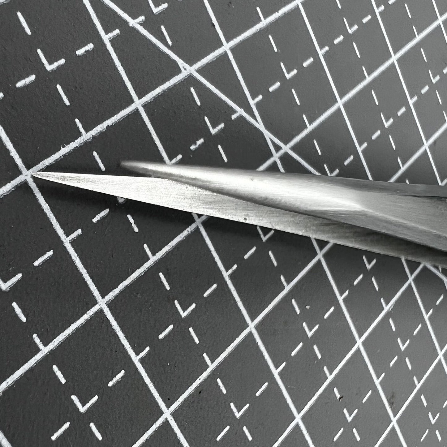 ST16 Antimagnetic Tweezer, superhard stainless steel for precise watch accessory handling.
